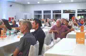 Guaraniaçu - Cresol realiza assembléia anual com seus cooperados